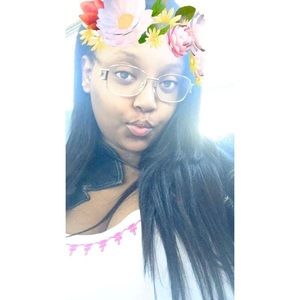 Meet your Posher, Jamela